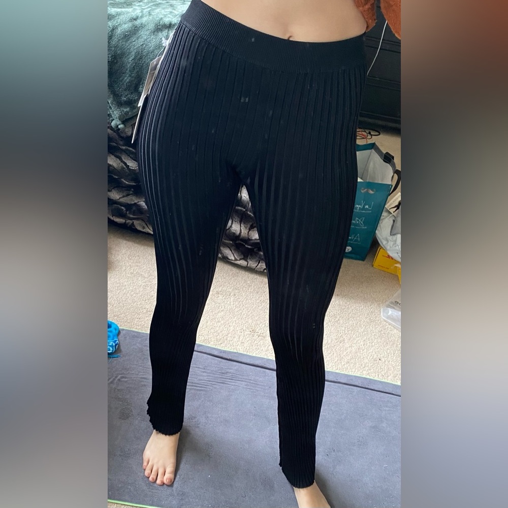 Good American pleated pants